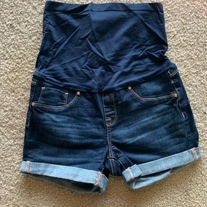 Bella Vida maternity shorts size small